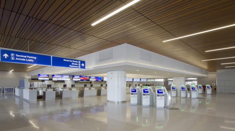 Phoenix Sky Harbor partners with Hunter Douglas Architectural to ...